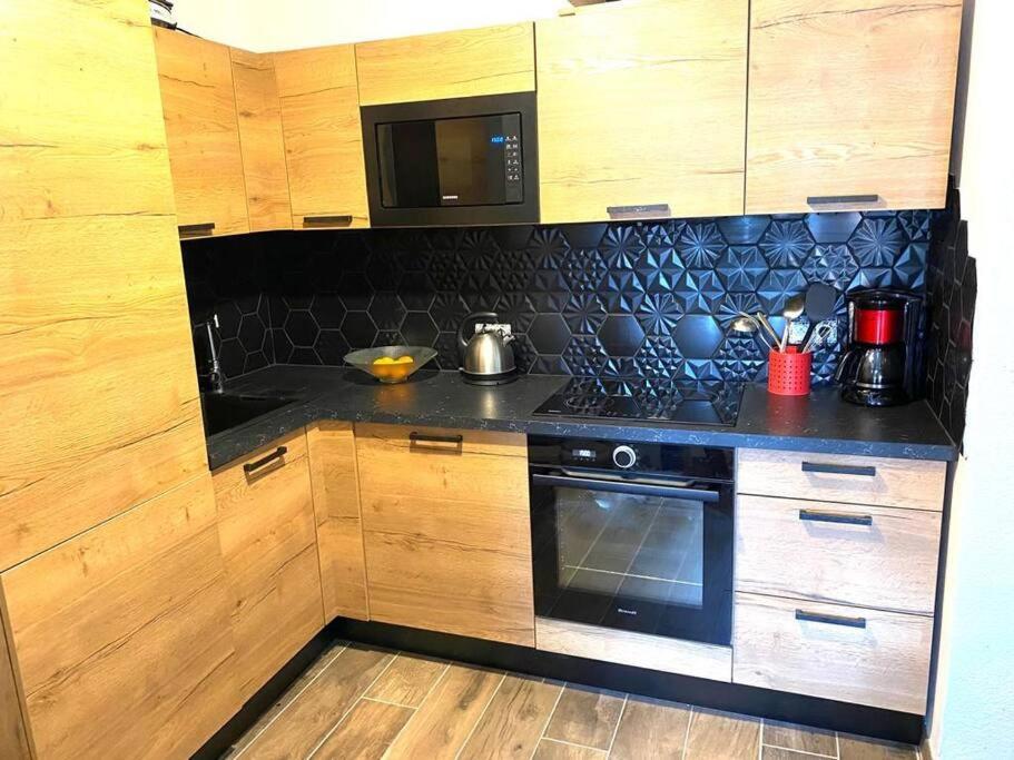 Appartement Cocooning Entierement Renove Les Angles  Εξωτερικό φωτογραφία
