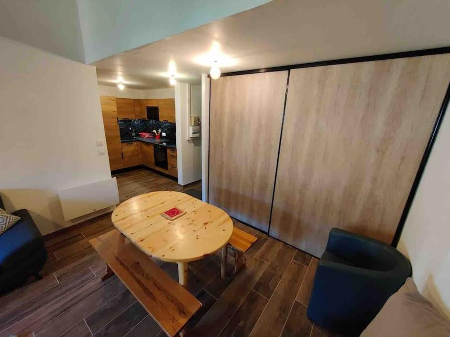 Appartement Cocooning Entierement Renove Les Angles  Εξωτερικό φωτογραφία