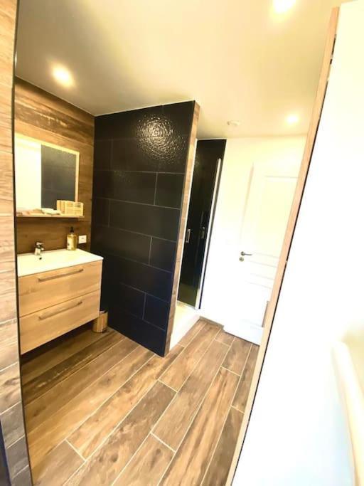 Appartement Cocooning Entierement Renove Les Angles  Εξωτερικό φωτογραφία